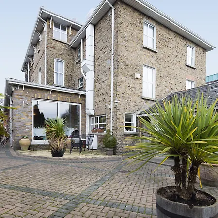 招待所 Aberdeen 4*