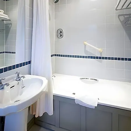 Aberdeen 4*