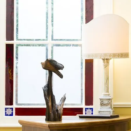 Aberdeen Guest house 4*