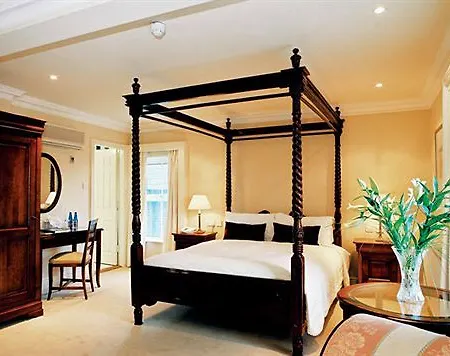 Aberdeen Guest house 4*