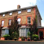 Aberdeen 4* Dublin