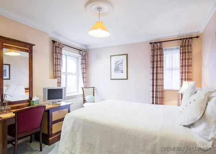 Aberdeen Pensión 4*