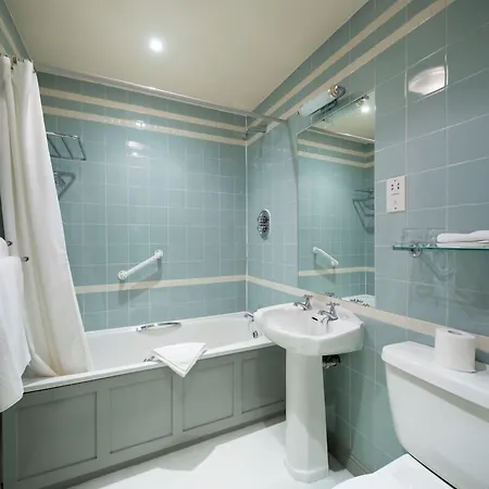 Aberdeen 4*